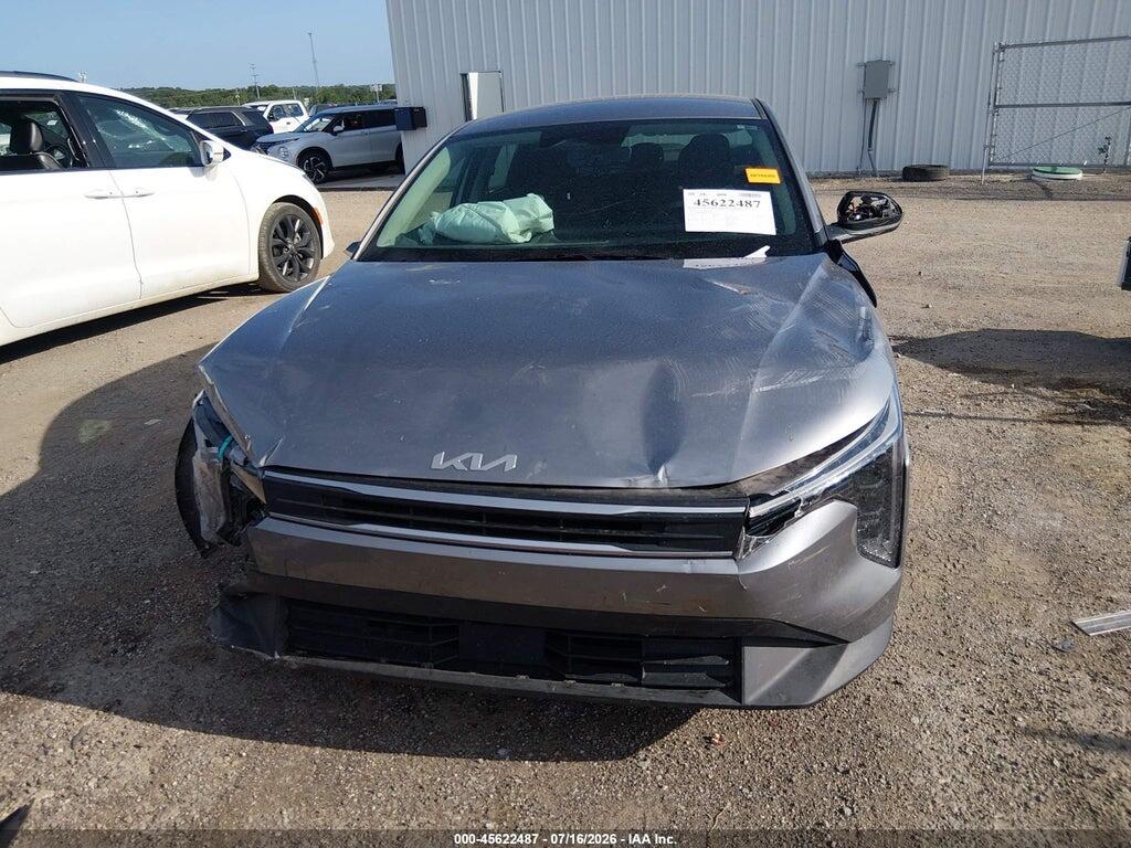 3KPFT4DE0SE117568 2025 KIA K4 photo no. 12