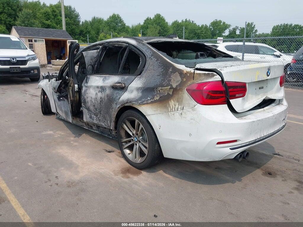 WBA8D9C36HA011511 2017 BMW 330I photo no. 3