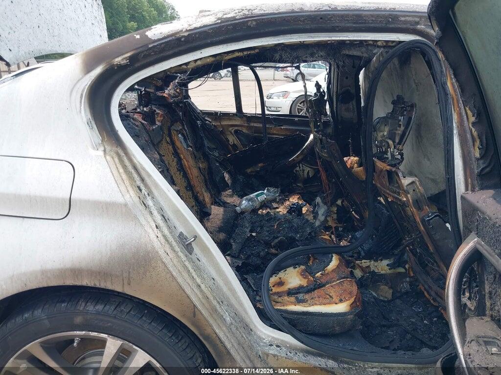 WBA8D9C36HA011511 2017 BMW 330I photo no. 8