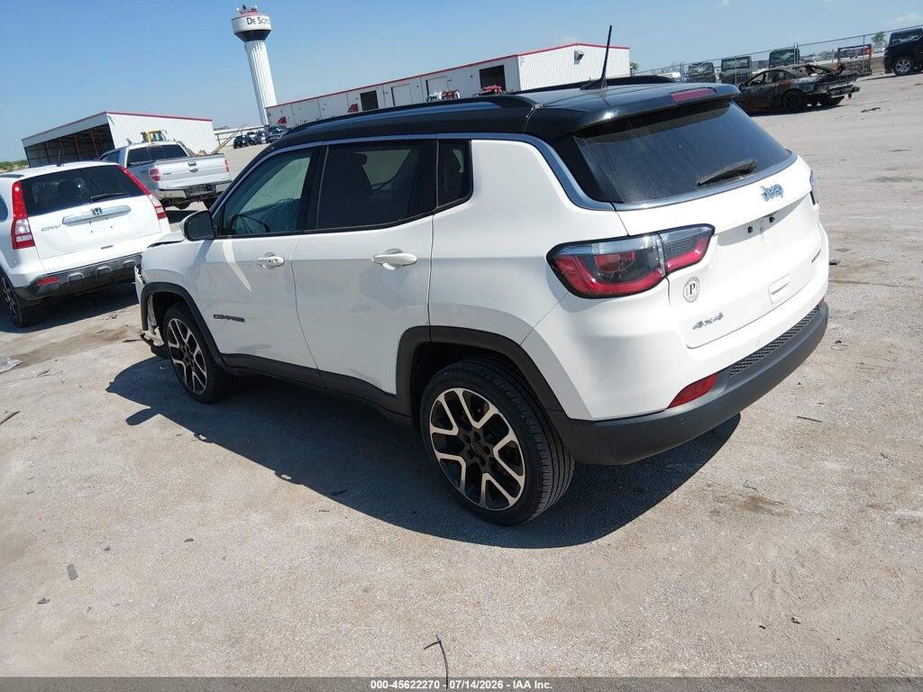3C4NJDCB9JT177433 2018 JEEP COMPASS photo no. 3