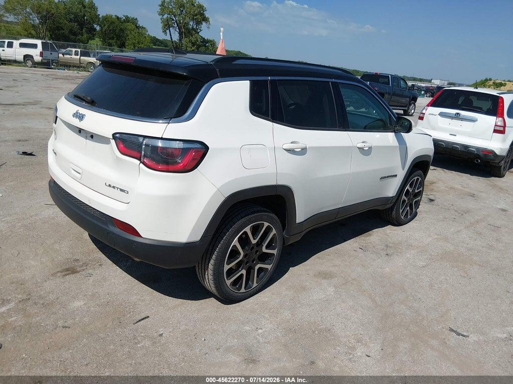 3C4NJDCB9JT177433 2018 JEEP COMPASS photo no. 4