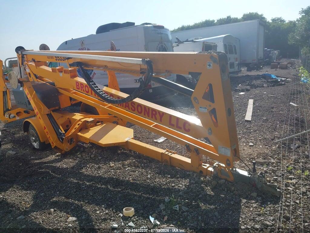 000000055A1800229 2018 HAULOTTE 4527A TOWABLE LIFT photo no. 3