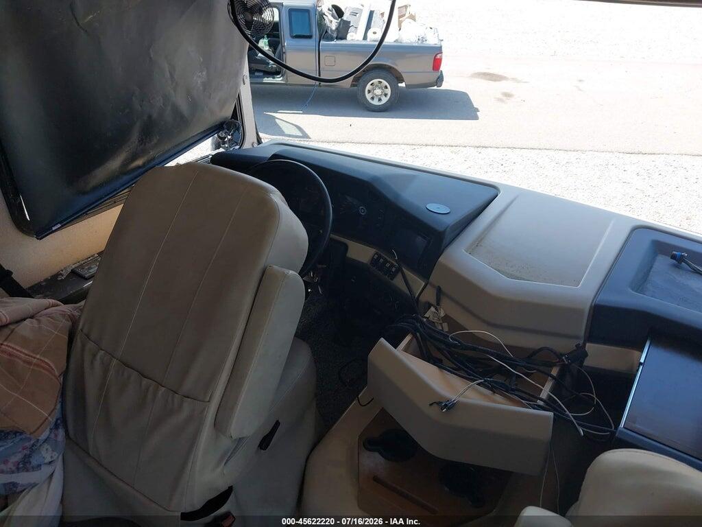 1F66F5DY3K0A17161 2019 FORD F53 photo no. 8