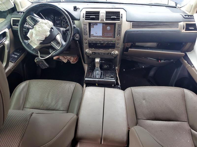 2020 LEXUS GX 460 PREMIUM — Фото 8 из 14