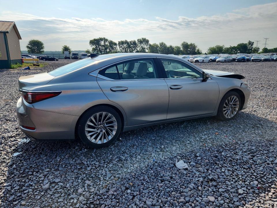 2020 LEXUS ES 350 LUXURY — Фото 3 из 12