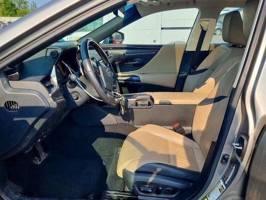 2020 LEXUS ES 350 LUXURY — Фото 7 из 12