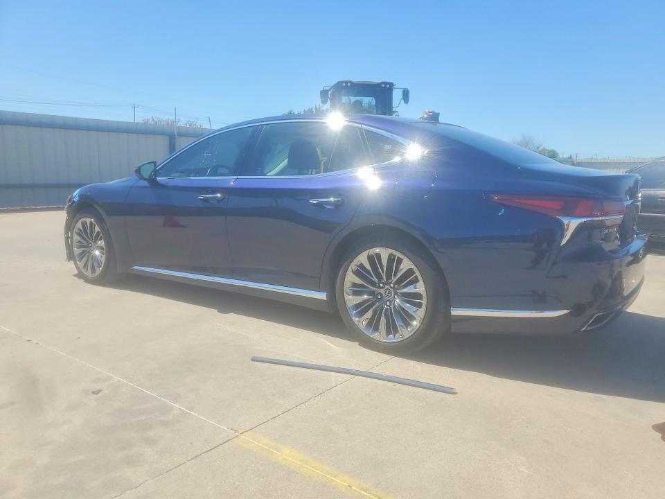 2020 LEXUS LS 500 BASE — Фото 2 из 13