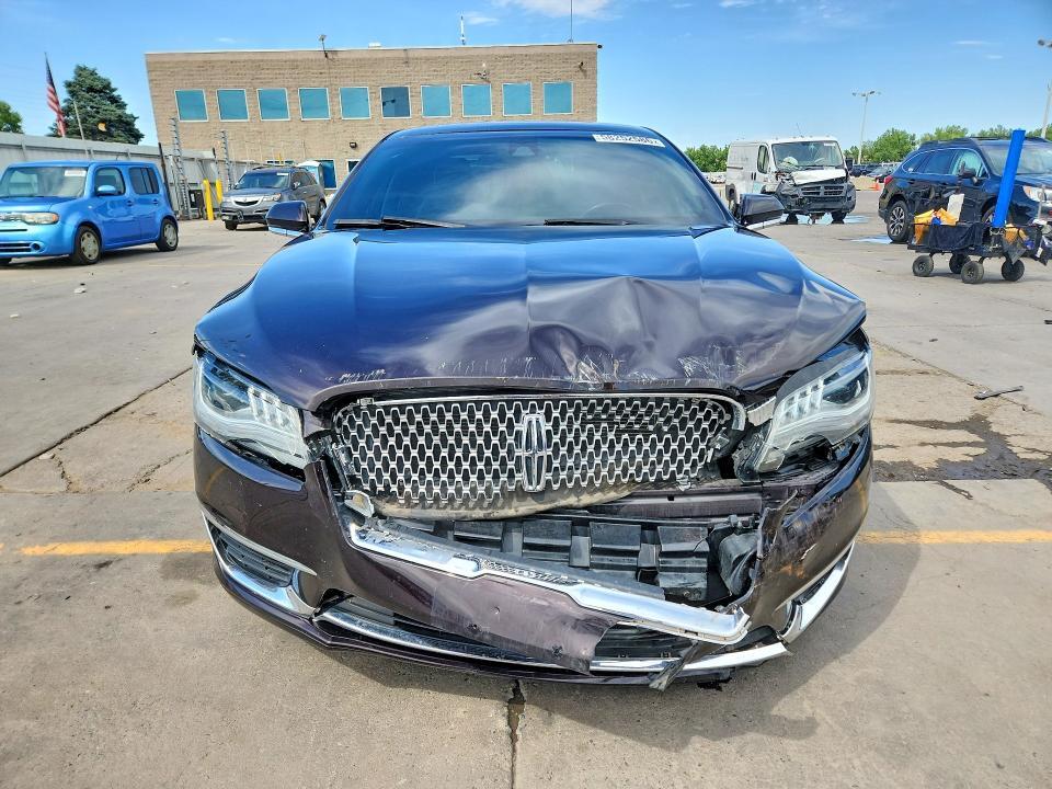 2020 LINCOLN MKZ — Фото 5 из 13
