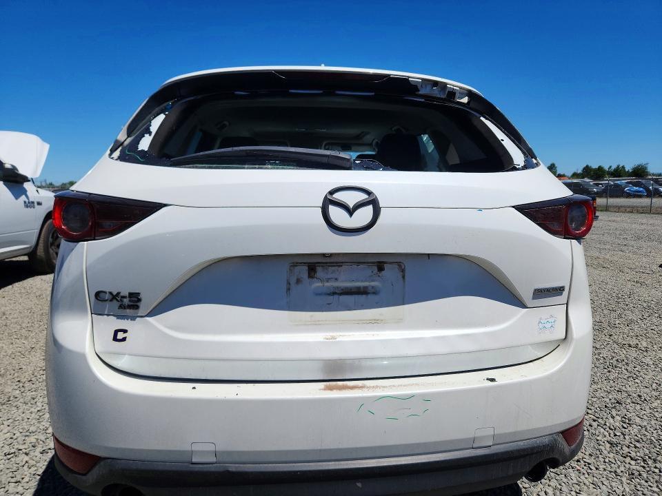2020 MAZDA CX-5 TOURING — Фото 6 из 13