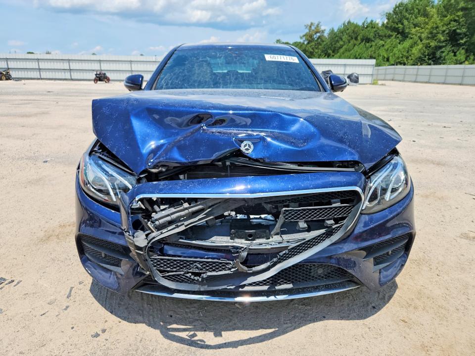 2020 MERCEDES-BENZ E 350 — Фото 5 из 12