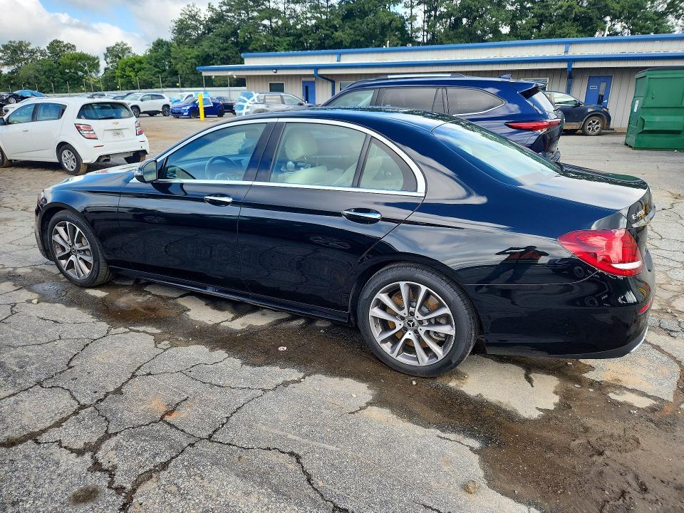 2020 MERCEDES-BENZ E 450 4MATIC — Фото 2 из 12