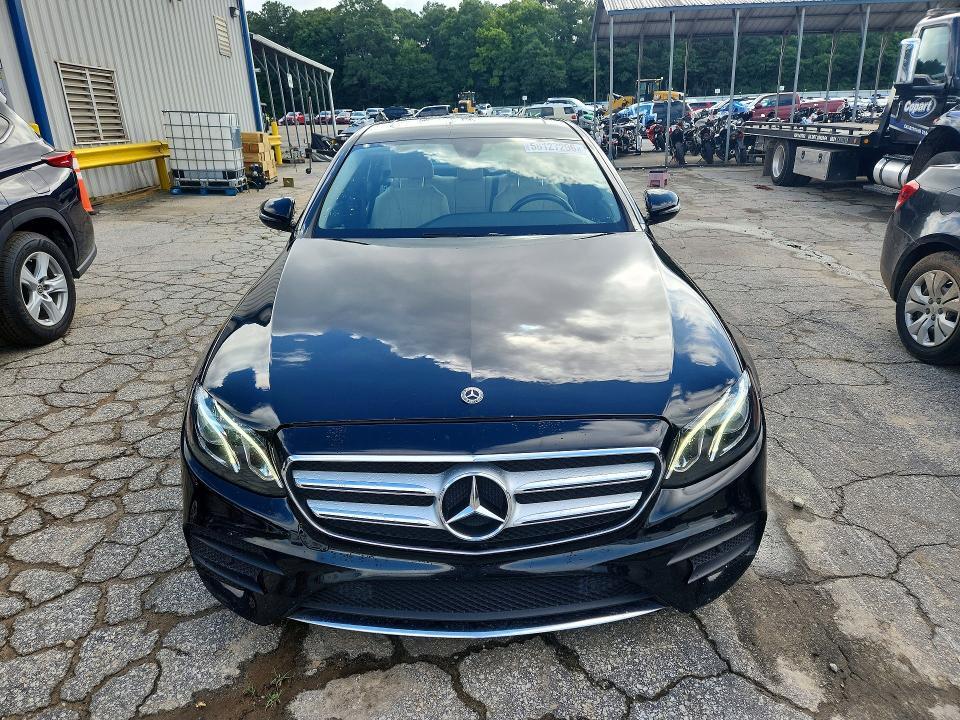 2020 MERCEDES-BENZ E 450 4MATIC — Фото 5 из 12