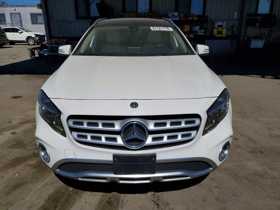 2020 MERCEDES-BENZ GLA 250 — Фото 5 из 14