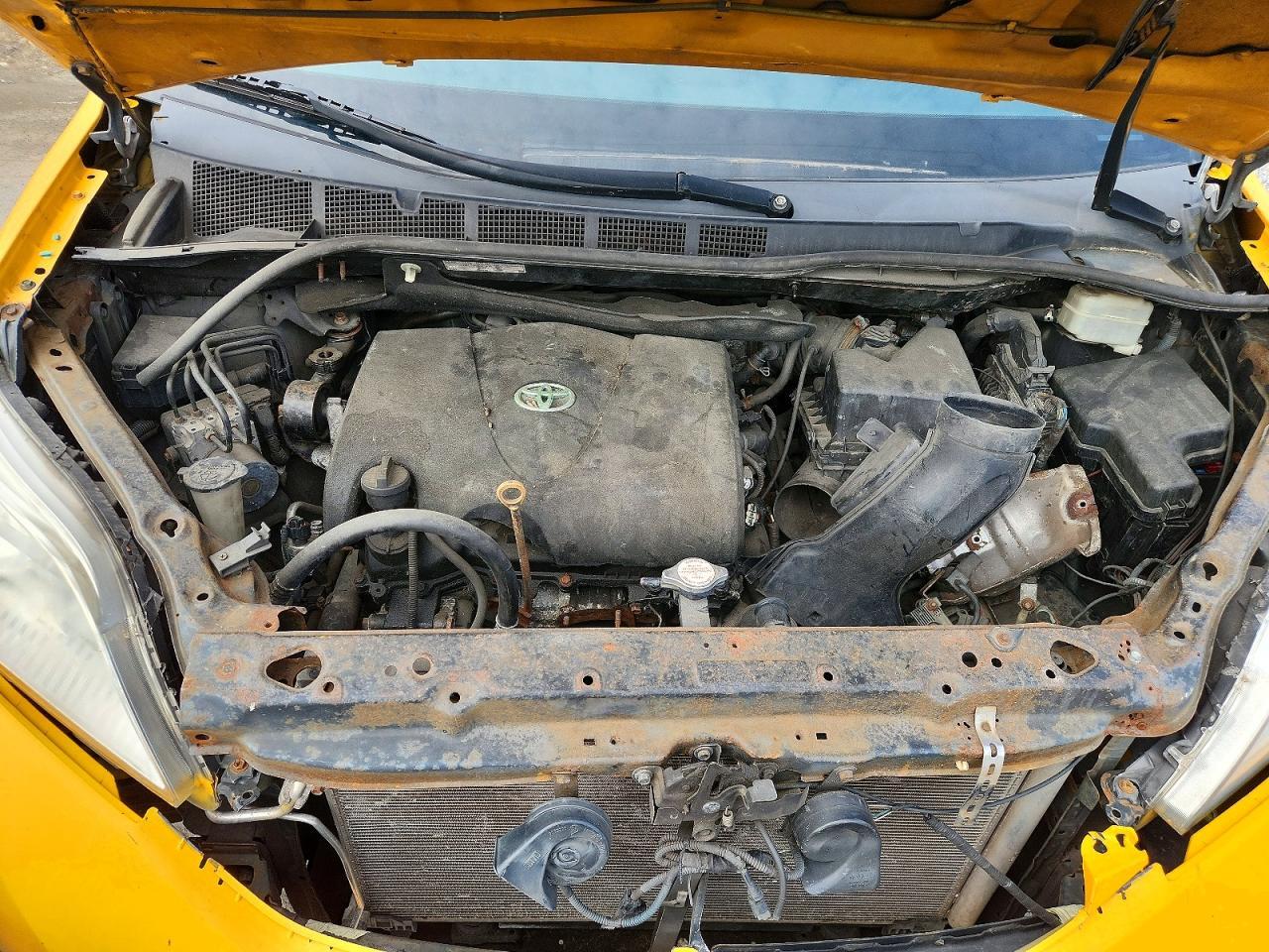 2017 TOYOTA SIENNA — Фото 12 из 13