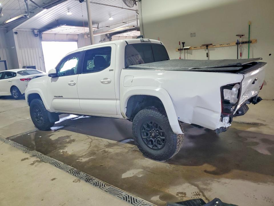 2020 TOYOTA TACOMA SR5 V6 — Фото 2 из 12