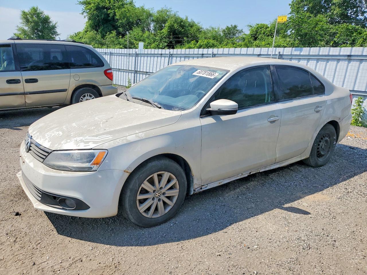 3VWDK7AJXDM364602 2013 VOLKSWAGEN JETTA photo no. 1