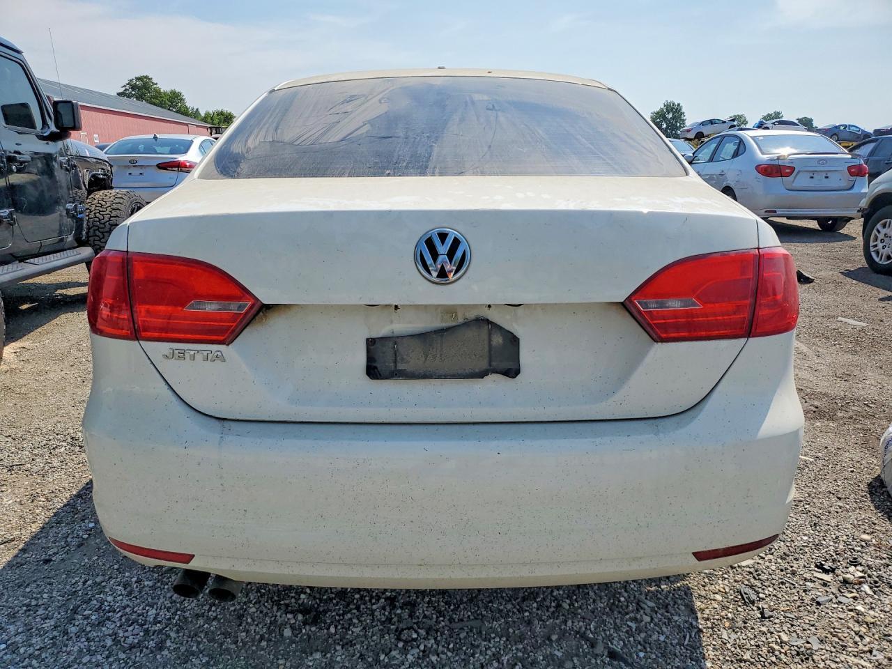 3VWDK7AJXDM364602 2013 VOLKSWAGEN JETTA photo no. 6