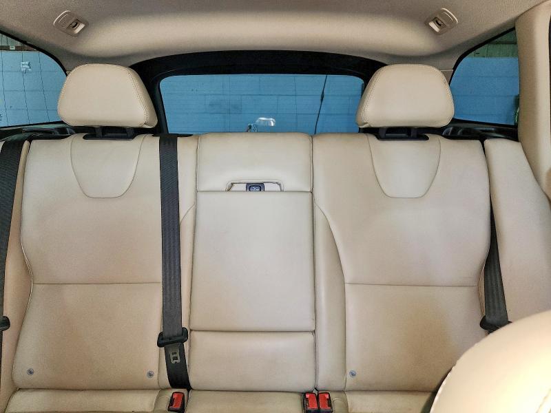 2017 VOLVO XC60 T5 INSCRIPTION — Фото 10 из 13