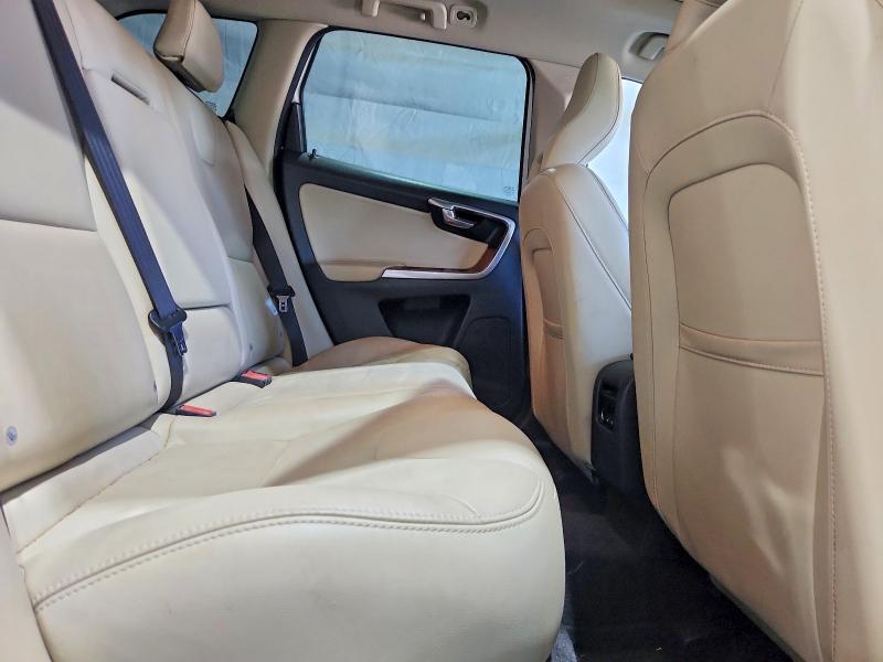 2017 VOLVO XC60 T5 INSCRIPTION — Фото 11 из 13