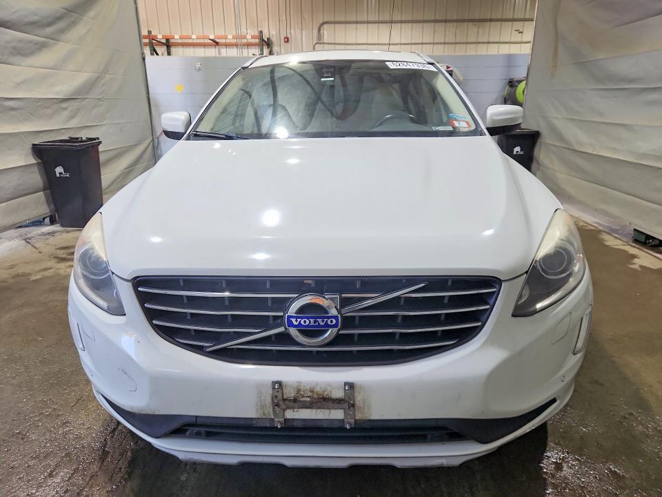 2017 VOLVO XC60 T5 INSCRIPTION — Фото 5 из 13