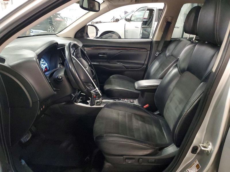 2020 MITSUBISHI OUTLANDER SE — Фото 7 из 13