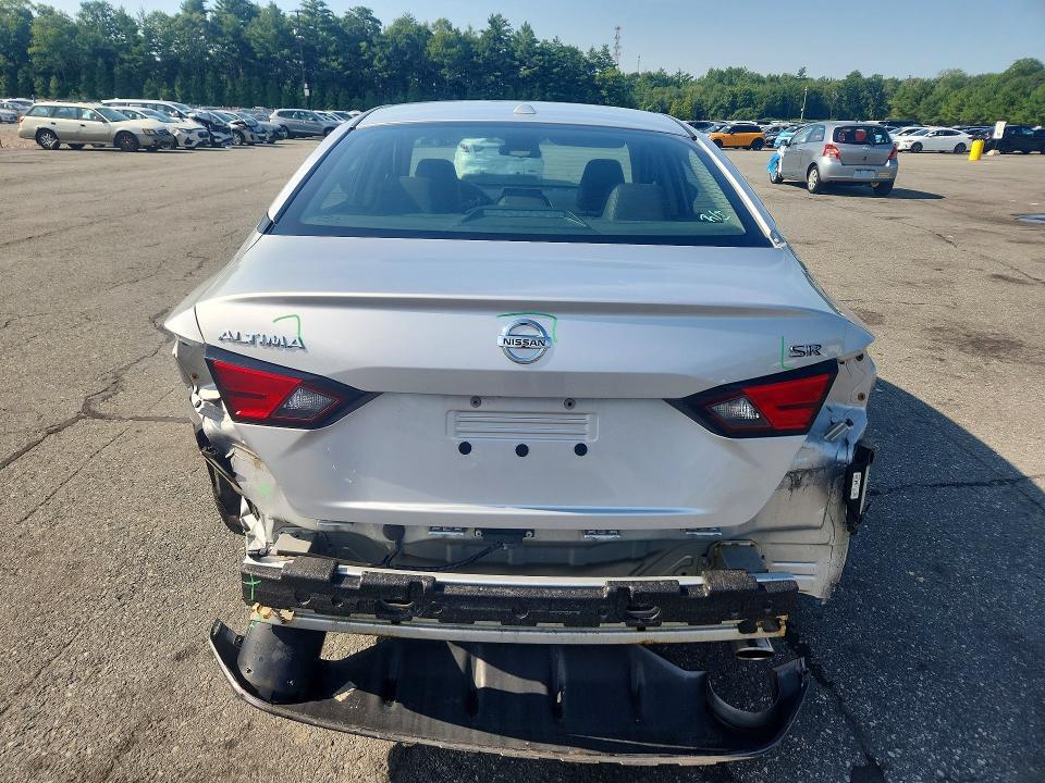 2020 NISSAN ALTIMA SR — Фото 6 из 12