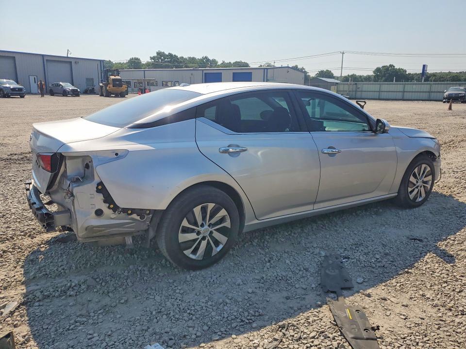 2020 NISSAN ALTIMA S — Фото 3 из 12
