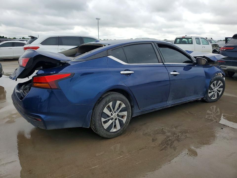 2020 NISSAN ALTIMA S — Фото 3 из 12