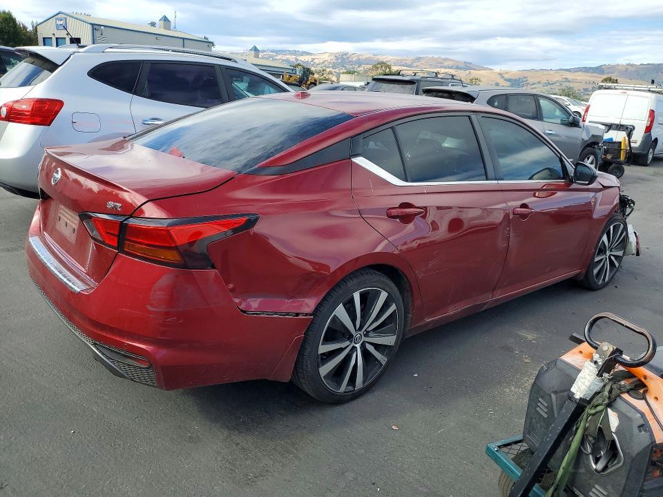 2020 NISSAN ALTIMA SR — Фото 3 из 12