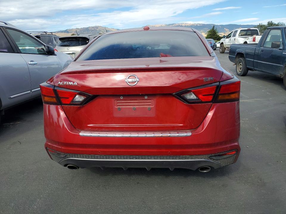 2020 NISSAN ALTIMA SR — Фото 6 из 12