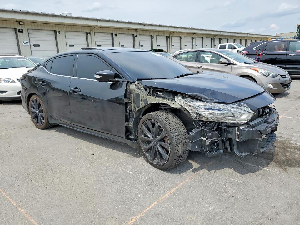 2020 NISSAN MAXIMA SR — Фото 4 из 13