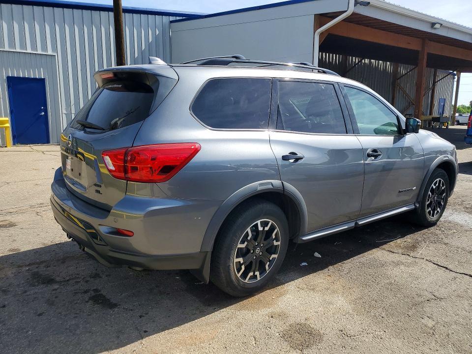2020 NISSAN PATHFINDER SL — Фото 3 из 13
