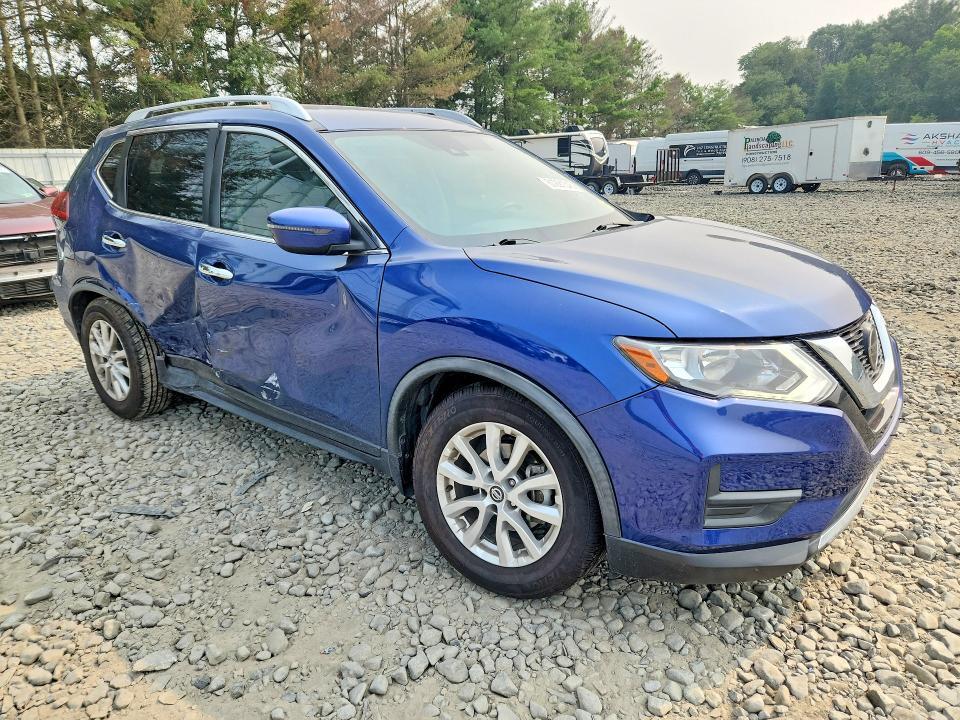 2020 NISSAN ROGUE SV — Фото 4 из 13
