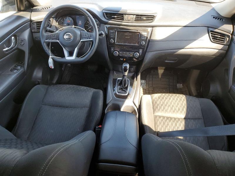 2020 NISSAN ROGUE SV — Фото 8 из 12