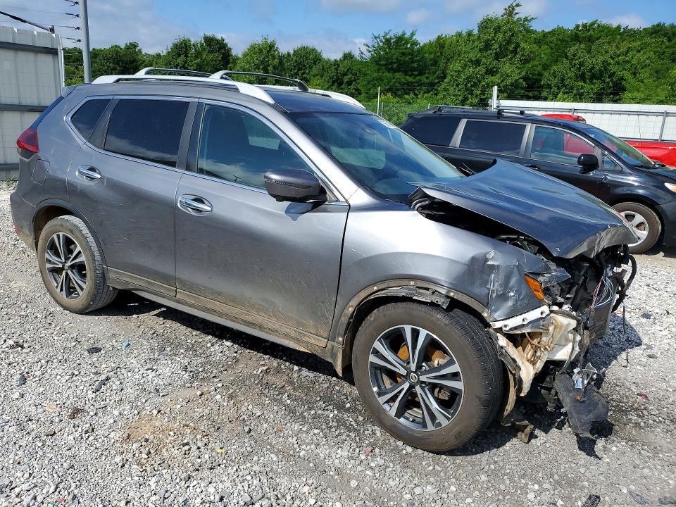 2020 NISSAN ROGUE SV — Фото 4 из 14