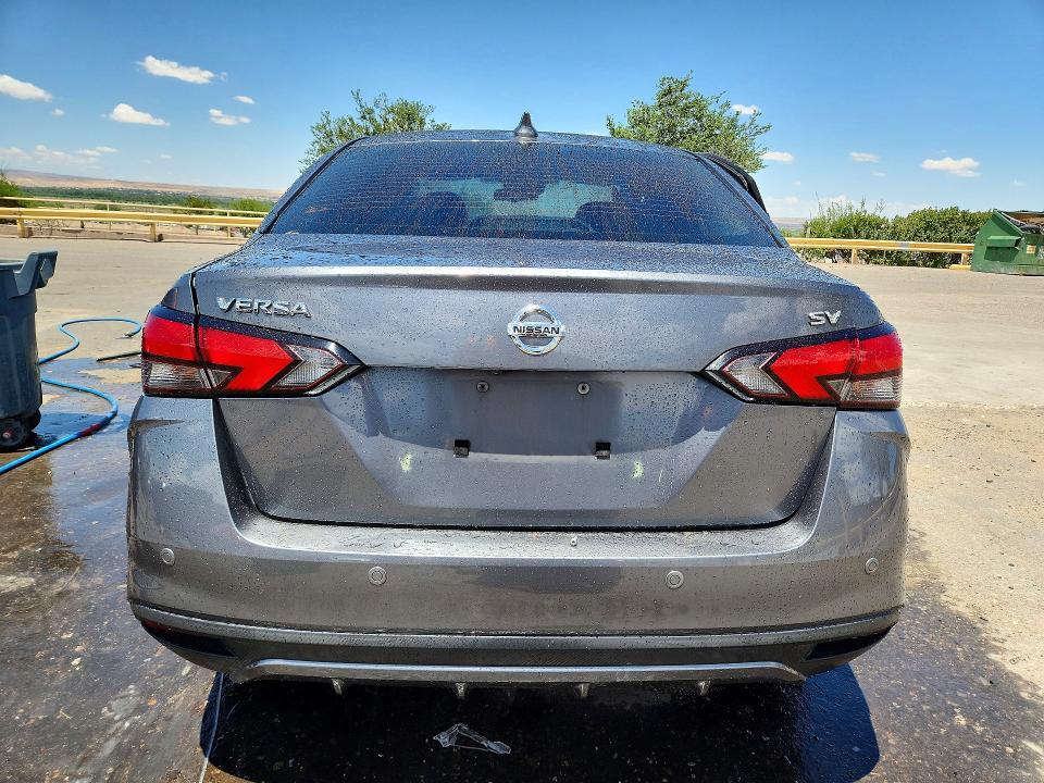 2020 NISSAN VERSA SV — Фото 6 из 12
