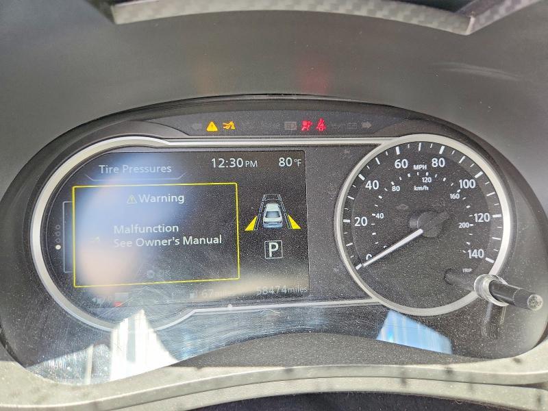 2020 NISSAN VERSA SV — Фото 9 из 12