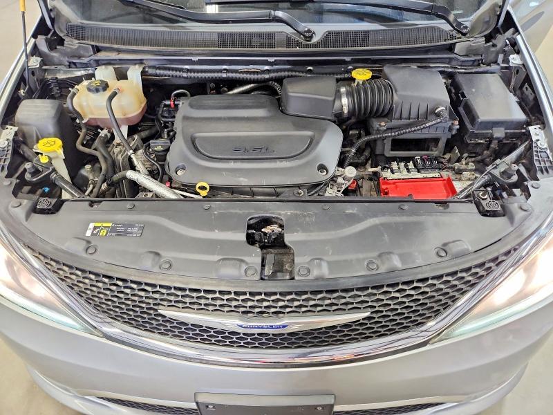 2019 CHRYSLER PACIFICA TOURING L — Фото 12 из 13