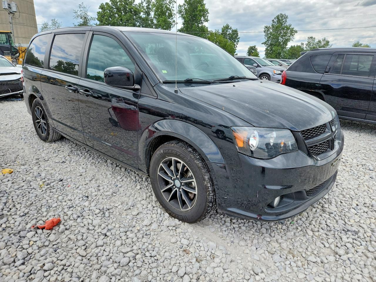 2018 DODGE GRAND CARAVAN SE — Фото 4 из 13
