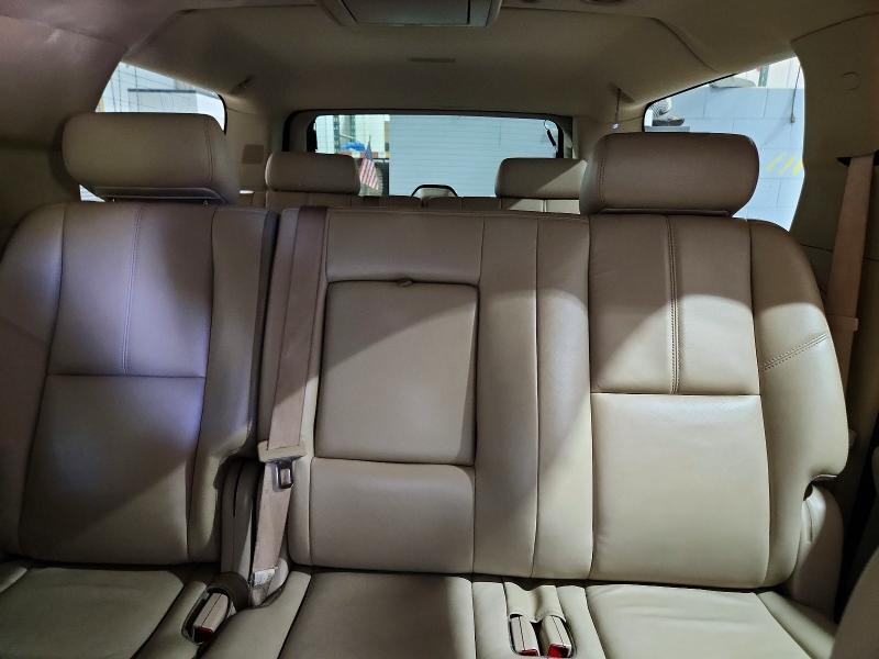 2010 GMC YUKON XL K1500 SLT — Фото 10 из 13