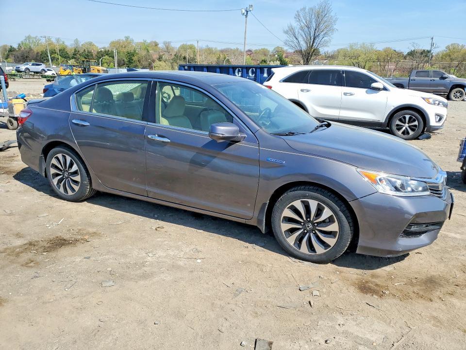 2017 HONDA ACCORD HYBRID EXL — Фото 4 из 12