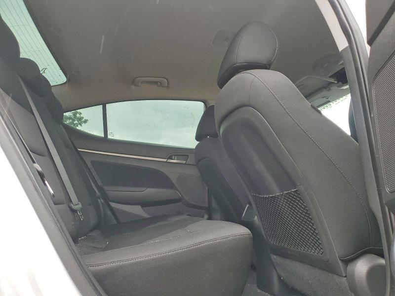 2018 HYUNDAI ELANTRA SEL — Фото 10 из 13