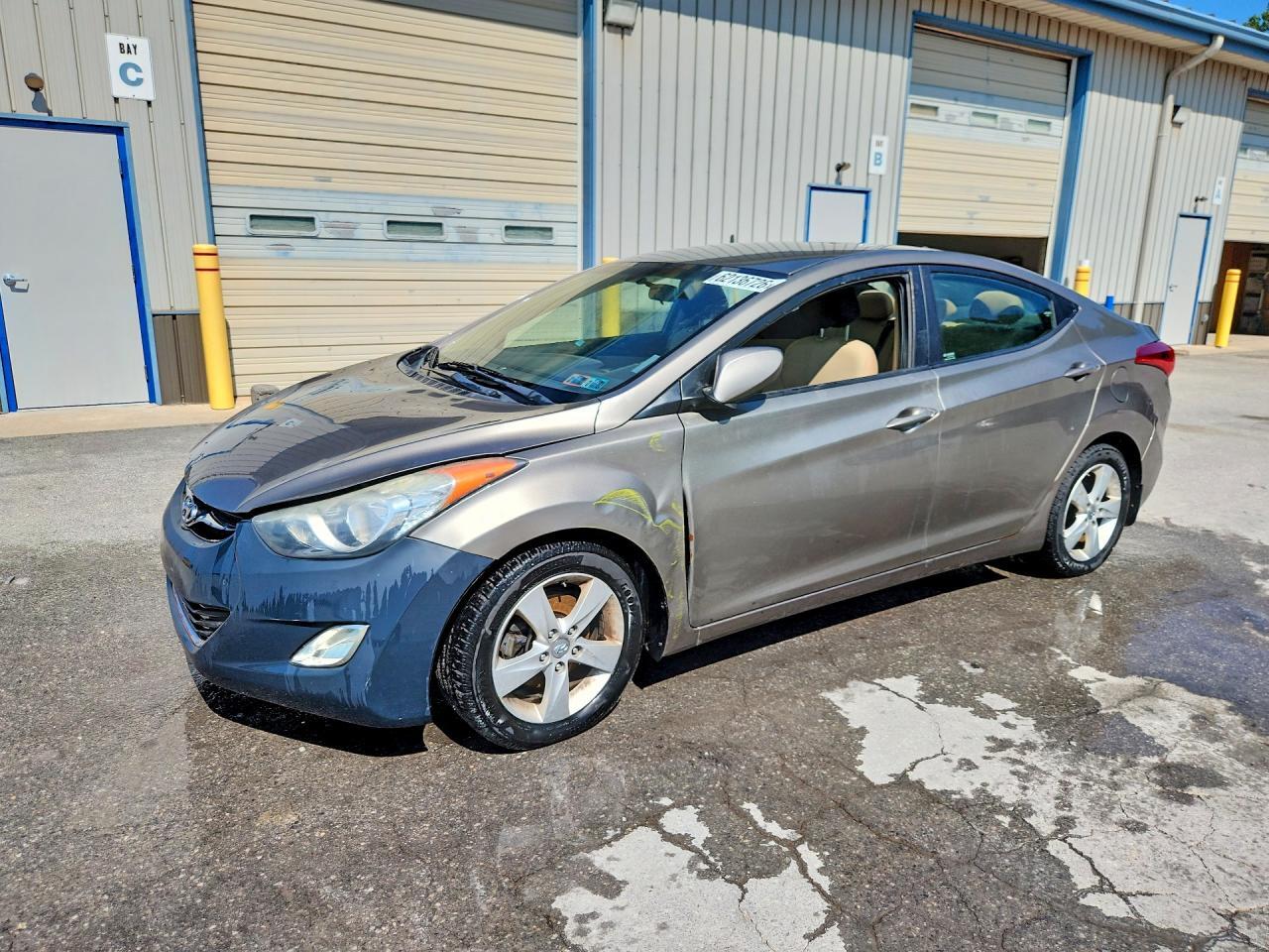 5NPDH4AE4DH339395 2013 HYUNDAI ELANTRA photo no. 1