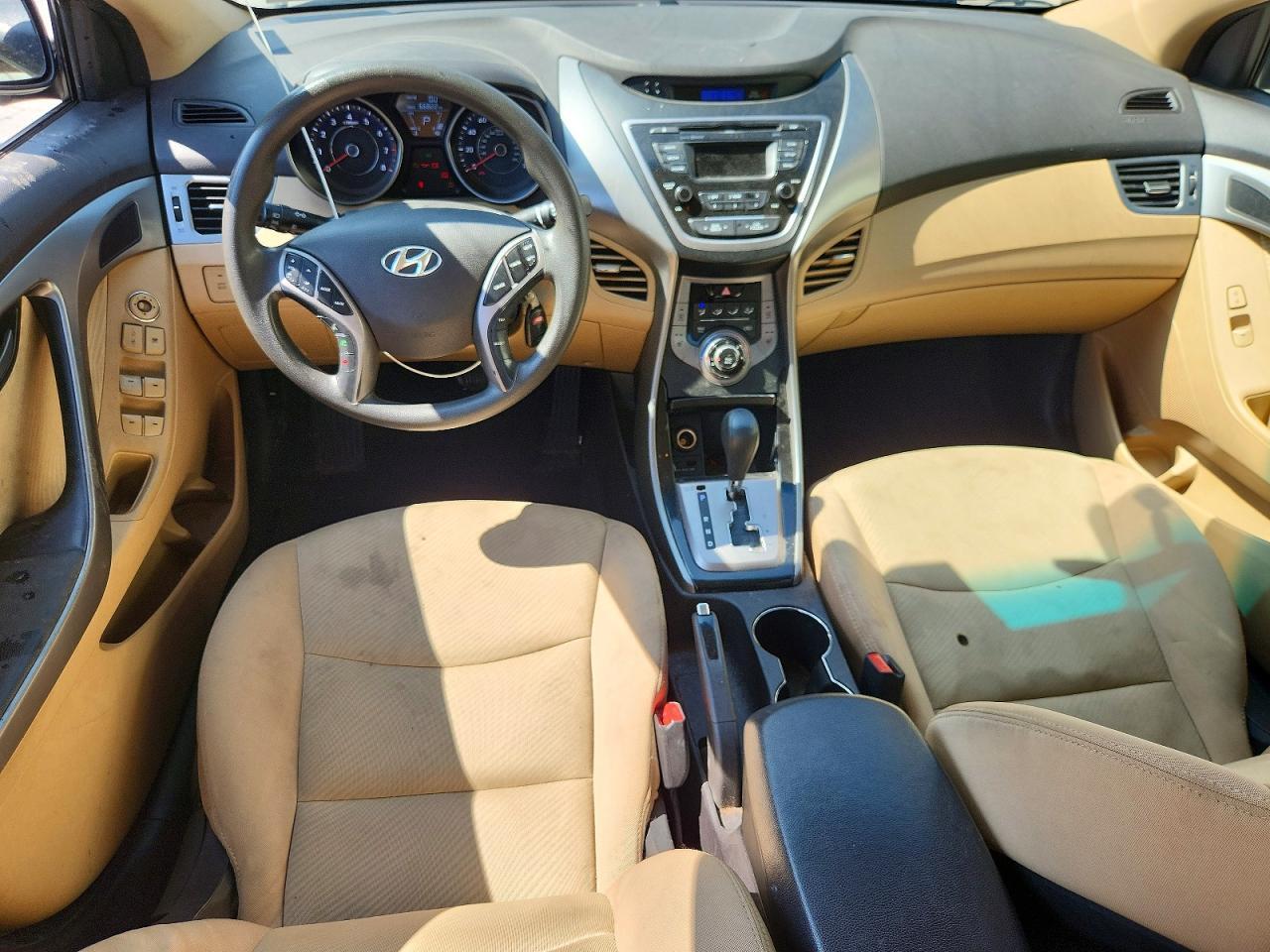5NPDH4AE4DH339395 2013 HYUNDAI ELANTRA photo no. 8