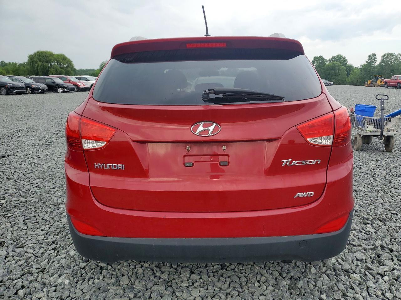2010 HYUNDAI TUCSON GLS — Фото 6 из 13