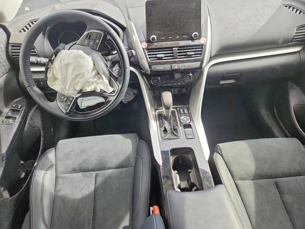 2026 MITSUBISHI ECLIPSE CROSS SE — Фото 8 из 13