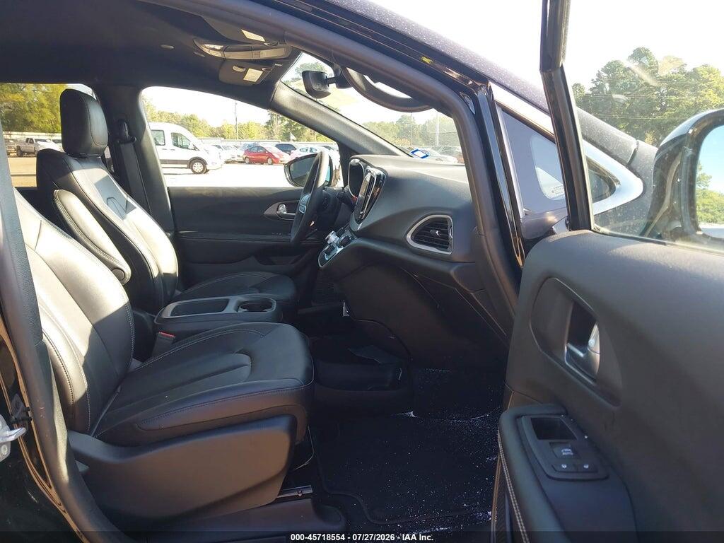 2C4RC1BG6TR239593 2026 CHRYSLER PACIFICA photo no. 5