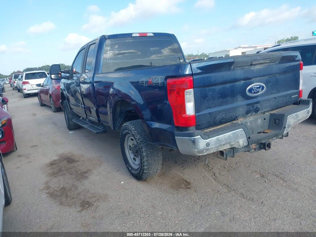 1FT7X2B6XJEC69036 2018 FORD F-250 photo no. 3
