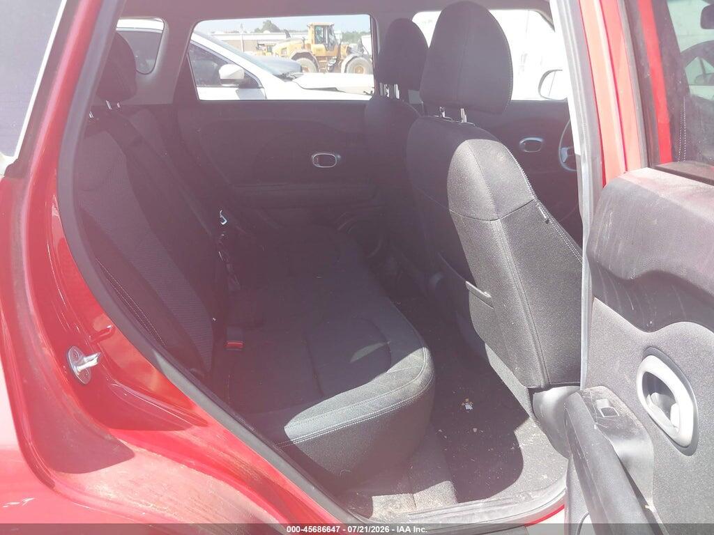 KNDJP3A52J7551342 2018 KIA SOUL photo no. 8
