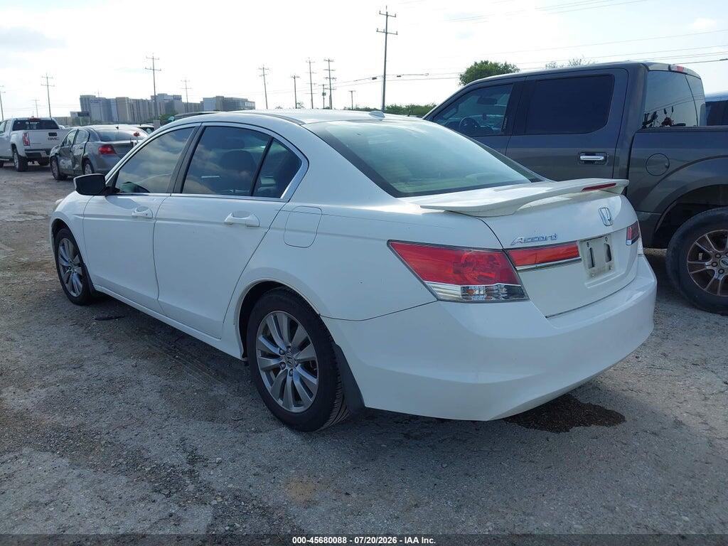 1HGCP2F85BA101986 2011 HONDA ACCORD photo no. 3